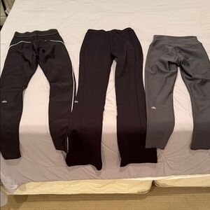 ALO Yoga Women's Black and Gray Leggings Trio